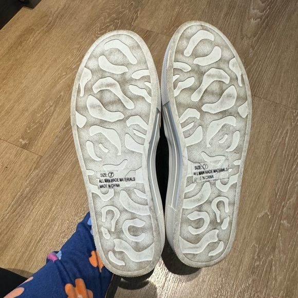 CROCODILE- EMBOSSED PLATFORM SLIP ON SNEAKERS - Picture 6 of 6